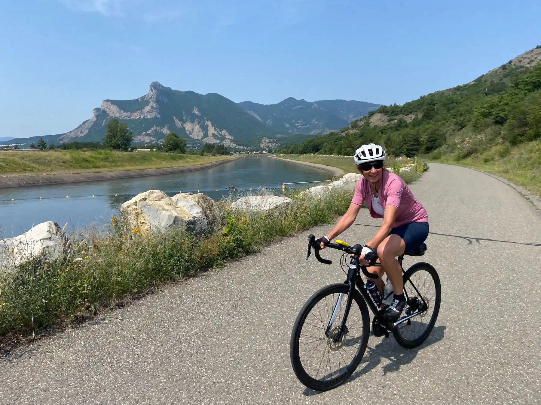 alps to provence cycle touring smiles.webp